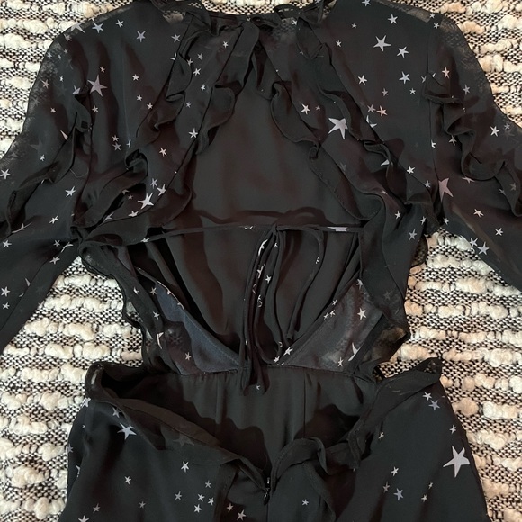 Fame Partners Cut-Out ruffle dress - Picture 4 of 6